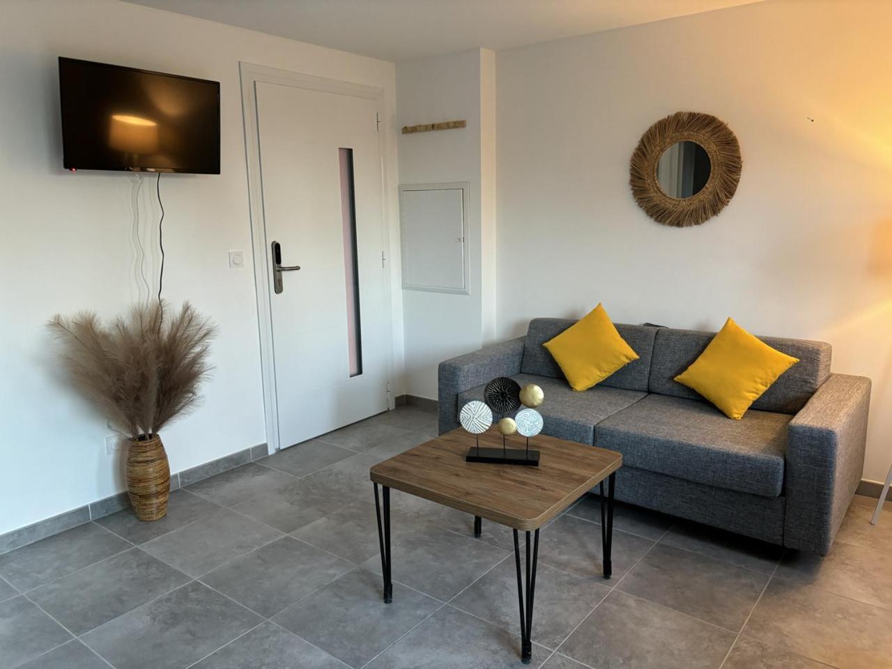 Residence Hoteliere Les Hameaux De Saint Cyprien Appartement 35 M2 1 Chambre Lecci Exteriér fotografie