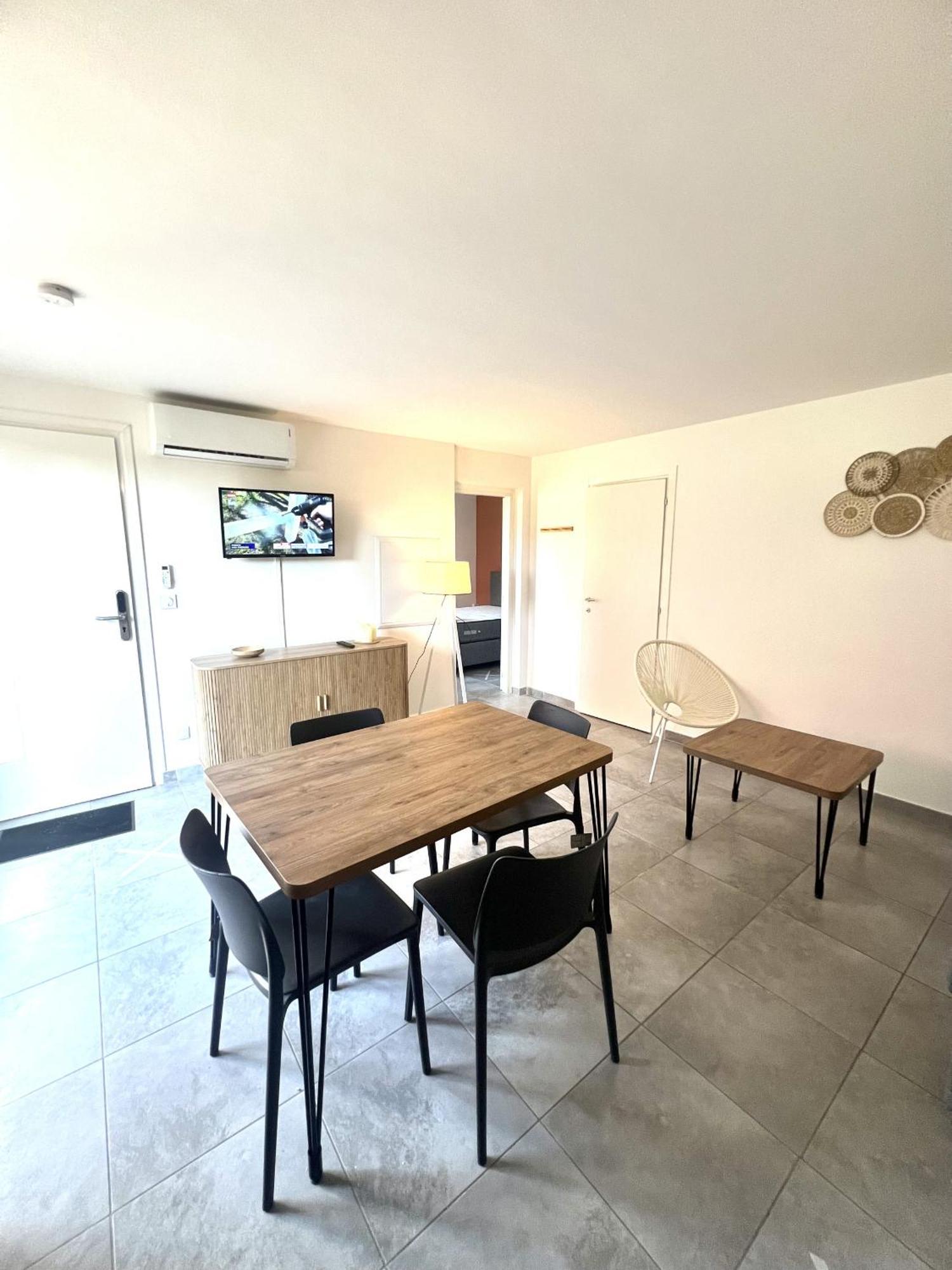 Residence Hoteliere Les Hameaux De Saint Cyprien Appartement 35 M2 1 Chambre Lecci Exteriér fotografie